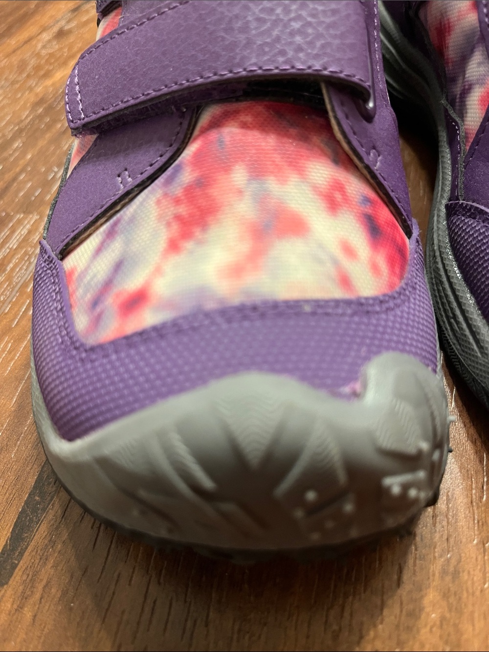 Keen Kids Purple and Pink Tie-Dye Hook-and-Loop Sneakers - girls size 3 - Picture 4 of 9